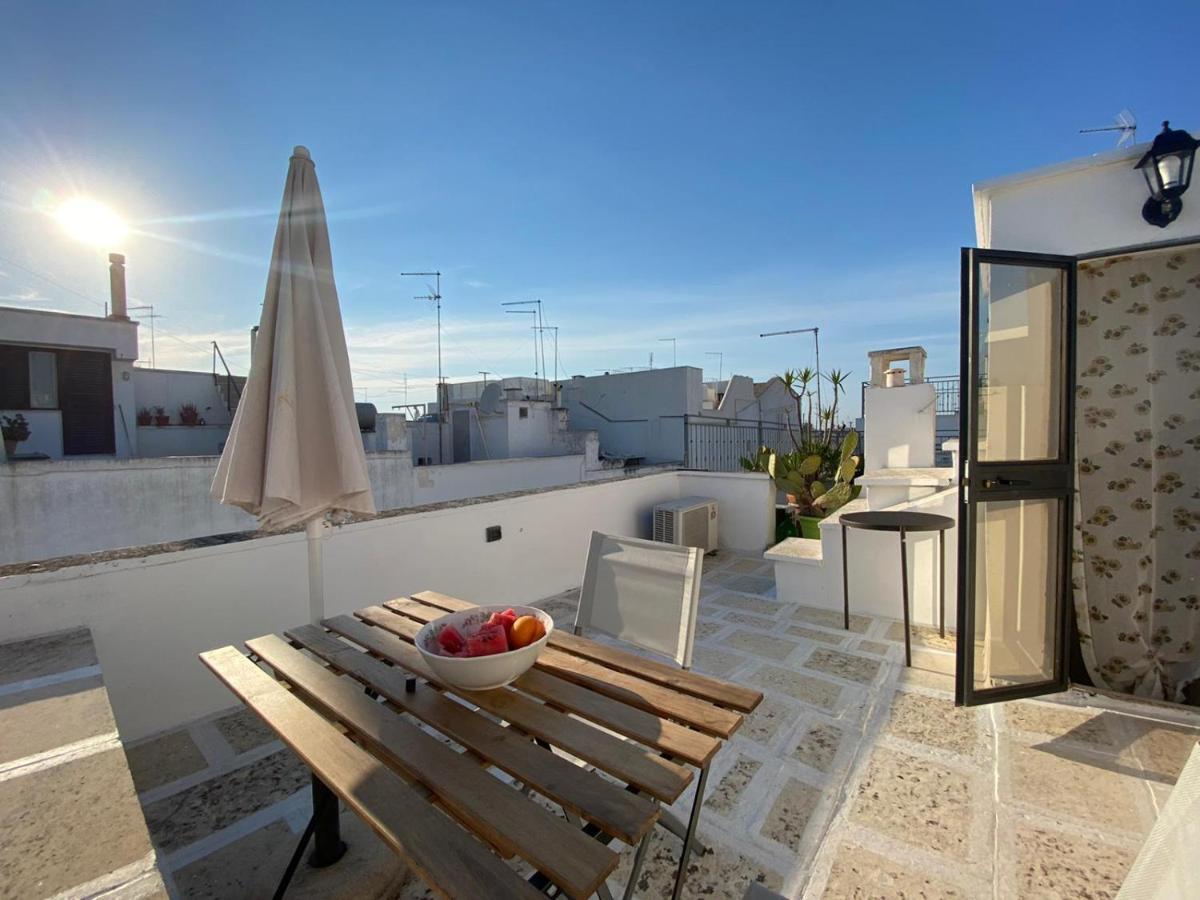 Cozy House In Ostuni With Panoramic Terraces Apartment Exterior photo
